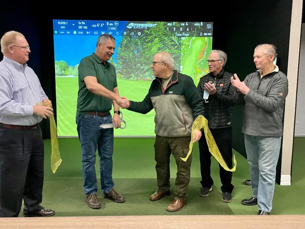 Haven Indoor Golf, 12317 S. Harlem Ave., Palos Heights, held a ribbon-cutting ceremony on Wednesday, January 19. Pictured: Todd Probasco (from left), Palos Area Chamber of Commerce Vice President; Don Borschel, co-owner of The Haven Indoor Golf; Bob Straz, Palos Heights Mayor; Michael McGrogan, Palos Heights Alderman 4th Ward; and Jerry McGovern, Palos Heights Alderman 4th Ward. 