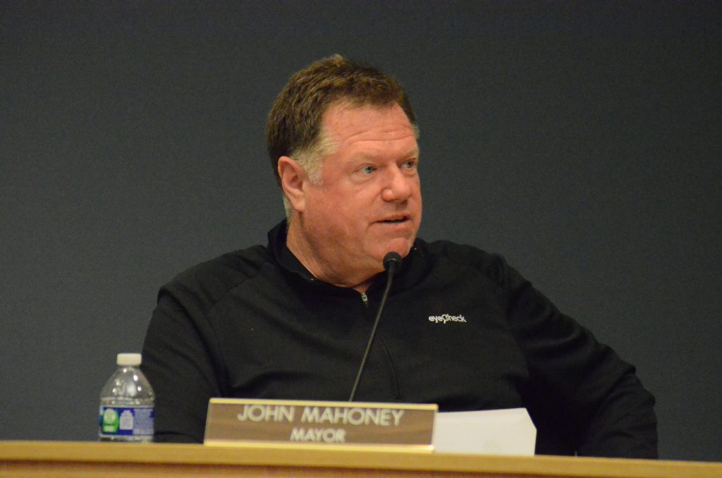 Mayor John Mahoney and the Palos Park council voted to sell $3 million in bonds for street repairs. (Photo by Jeff Vorva)