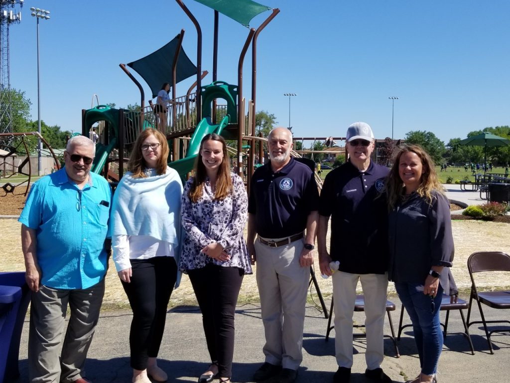 Justice Mayor Kris Wasowicz, Park Board President Carrie Bernardoni, Executive Director Jennifer Bonbrake, and Commissioners Tom Bosworth, Larry Noyes, and Tabatha Sutera in front of the new park equipment at Commisioners Park. (Photos by Carol McGowan)
