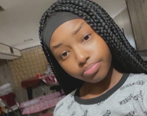 Suri Davis, a 15-year-old sophomore at Argo High School, was shot to death in November inside her apartment building in Justice. (Supplied photo)