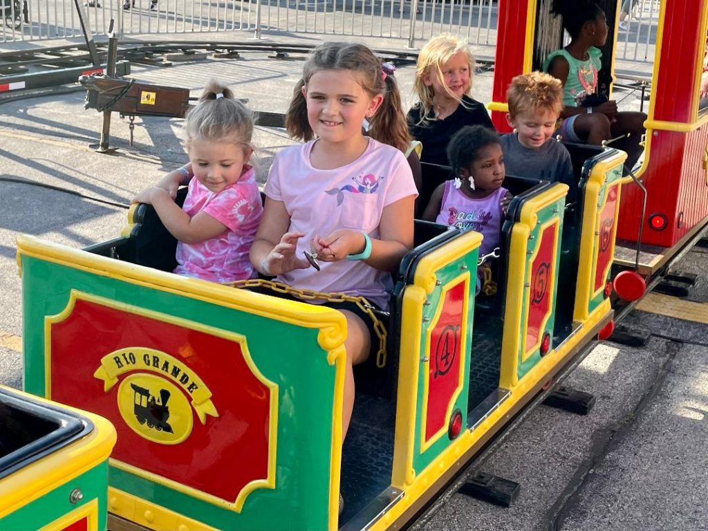 Most Holy Redeemer Parish held its annual summer carnival at 9525 S. Lawndale Ave Evergreen Park, from Thursday, July 21 through Sunday, July 24. (Photos by Kelly White)