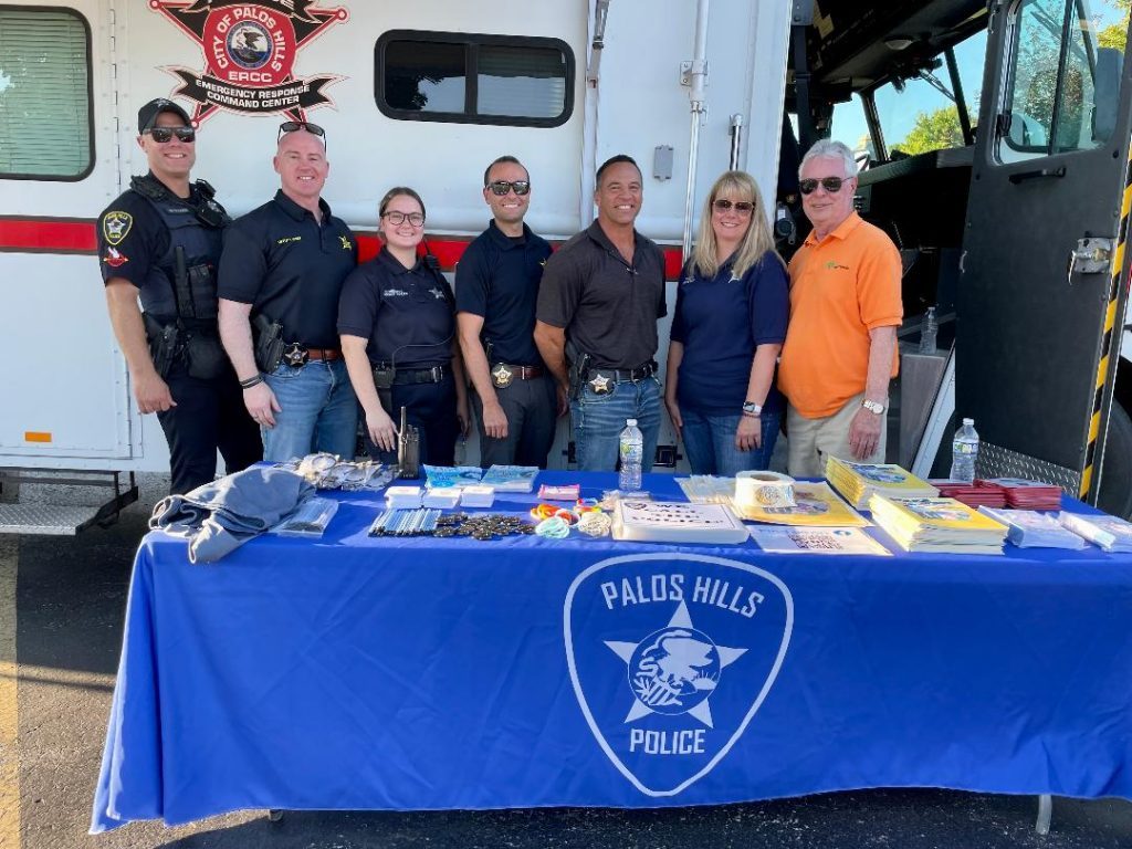 The Palos Hills Police Department hosted its sixth annual National Night Out event on Tuesday at Town Square Park, 8455 W. 103rd Street. (Photos by Kelly White)