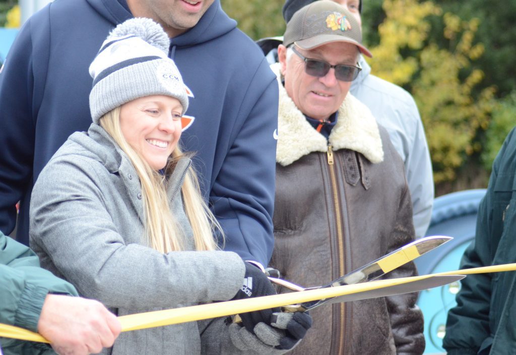 Olympic hockey star Kendall Coyne gets ready to cut the ribbon for a Palos Heights park named in her honor. (Photos by Jeff Vorva)