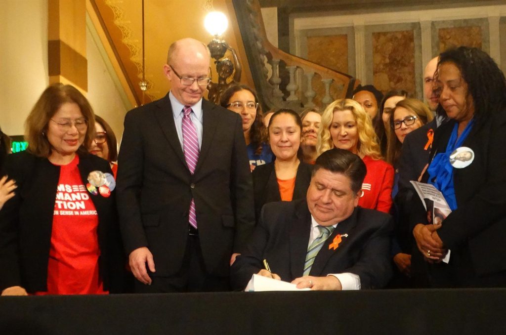 UPDATED: Pritzker signs assault weapon sales, manufacturing ban