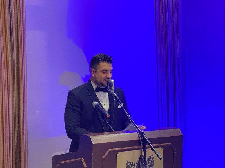 Newly installed Orland Park Area Chamber president Ramzi Hassan addresses members during last week’s installation dinner. (Photos by Steve Neuhaus) 
