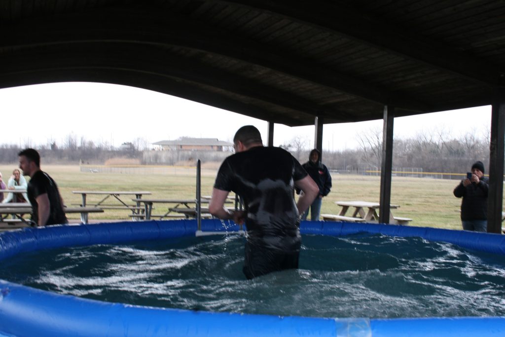 Worth police officers dived into a pool Saturday to raise funds for the Special Olympics during the annual FOP Polar Plunge at Altman Park. (Photos by Joe Boyle)